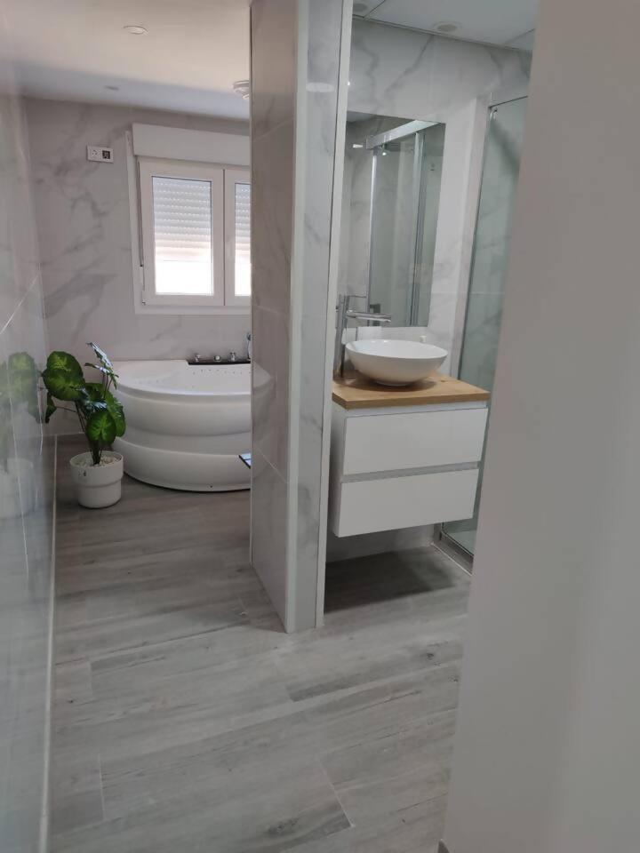Apartamento Con Jacuzzi El Rincon De Las Delicias Zaragoza Exteriér fotografie